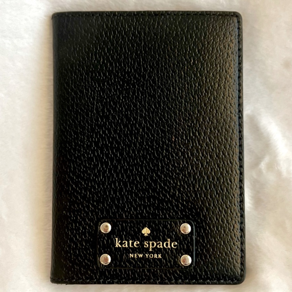 Kate Spade Passport Cover - Excellent Condition - Like New